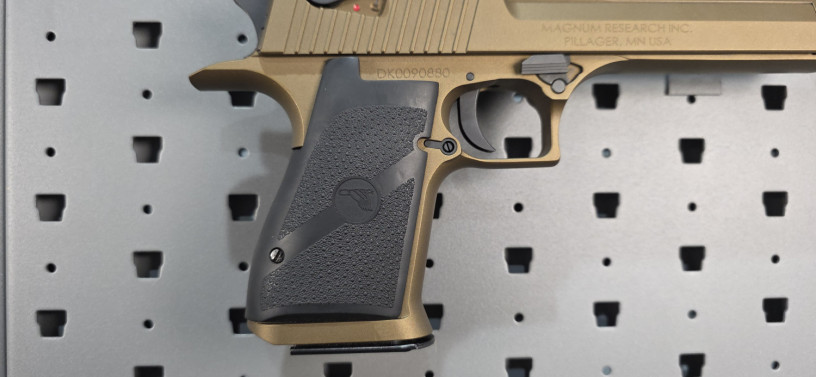 magnum-research-desert-eagle-burnt-bronze-44-magnum-big-14