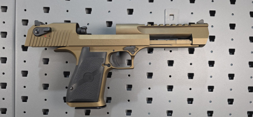 magnum-research-desert-eagle-burnt-bronze-44-magnum-big-17
