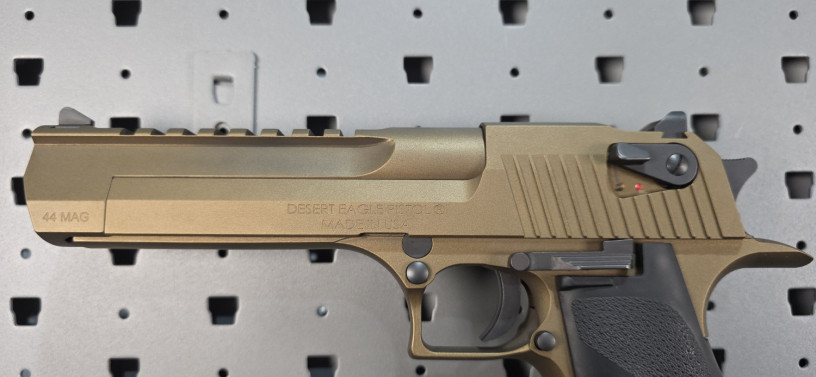 magnum-research-desert-eagle-burnt-bronze-44-magnum-big-3