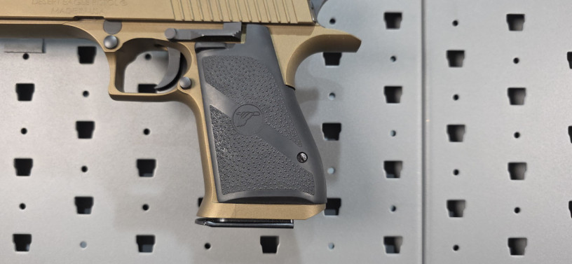magnum-research-desert-eagle-burnt-bronze-44-magnum-big-5