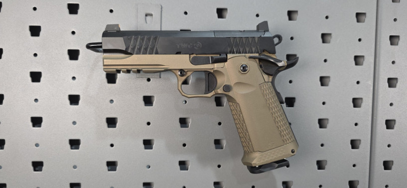 jacob-grey-twc-9-two-tone-blackfde-9mm-2011-big-0