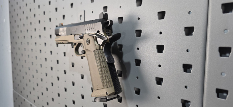 jacob-grey-twc-9-two-tone-blackfde-9mm-2011-big-5