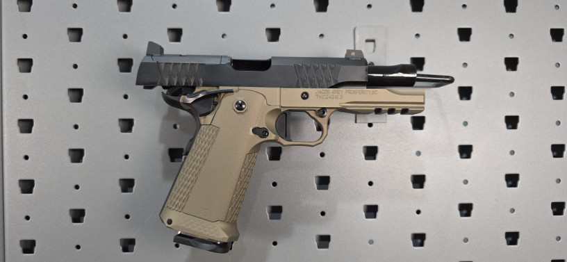 jacob-grey-twc-9-two-tone-blackfde-9mm-2011-big-16