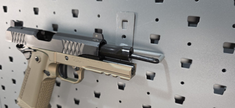 jacob-grey-twc-9-two-tone-blackfde-9mm-2011-big-17