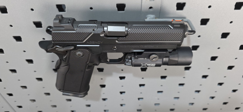 nighthawk-custom-x-agency-2011-double-agent-blackout-9mm-big-15