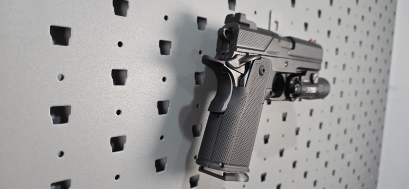 nighthawk-custom-x-agency-2011-double-agent-blackout-9mm-big-14