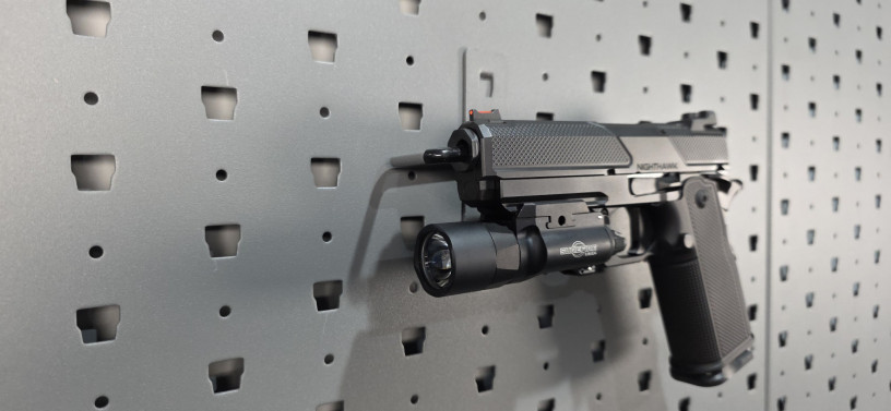 nighthawk-custom-x-agency-2011-double-agent-blackout-9mm-big-1