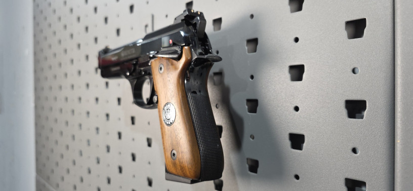 ultra-rare-beretta-92fs-centennial-edition-9mm-445-of-1915-big-10