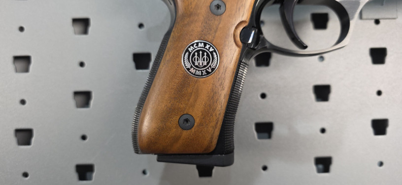 ultra-rare-beretta-92fs-centennial-edition-9mm-445-of-1915-big-21