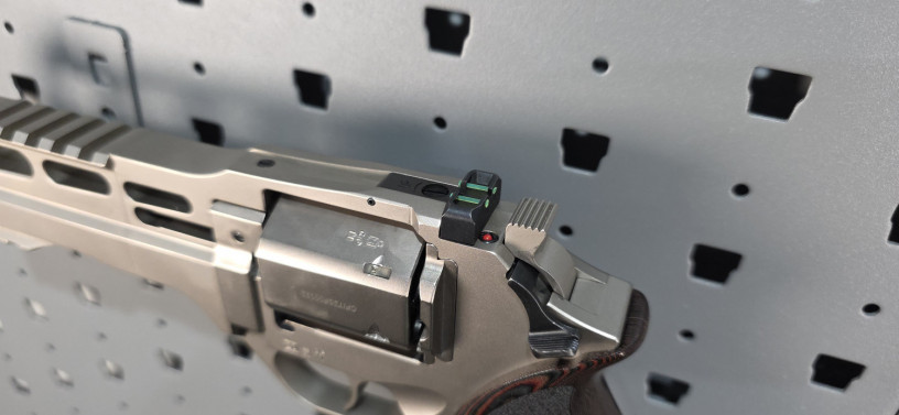 chiappa-rhino-60ds-6-barrel-357-magnum-nickel-w-hogue-match-grip-big-12