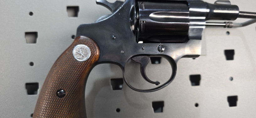colt-detective-special-38-special-2-snub-nose-revolver-big-25