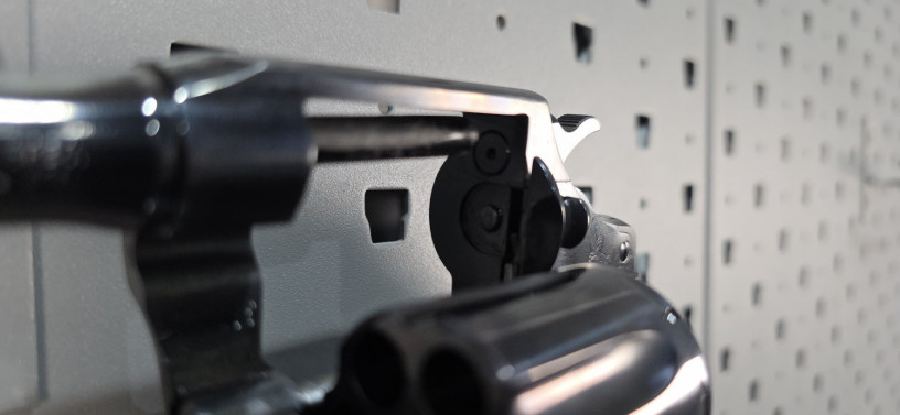 colt-detective-special-38-special-2-snub-nose-revolver-big-19