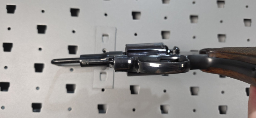 colt-detective-special-38-special-2-snub-nose-revolver-big-8