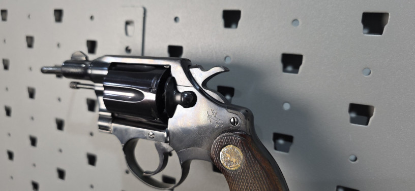 colt-detective-special-38-special-2-snub-nose-revolver-big-12