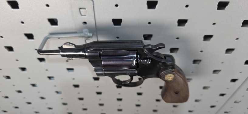colt-detective-special-38-special-2-snub-nose-revolver-big-11