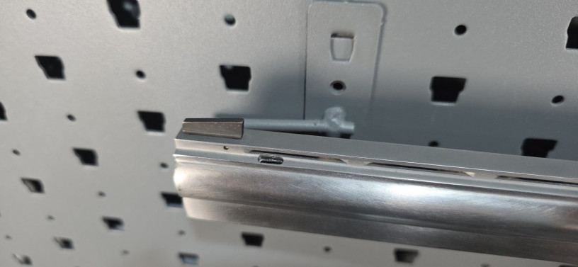 rare-dan-wesson-vh8-8-44-magnum-silhouette-revolver-big-12