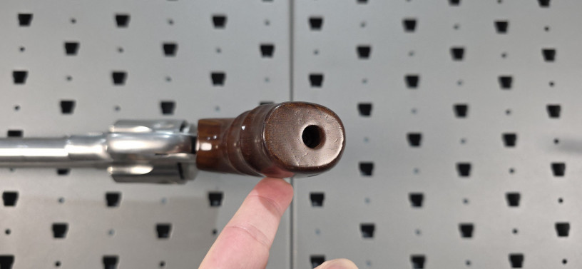 rare-dan-wesson-vh8-8-44-magnum-silhouette-revolver-big-6