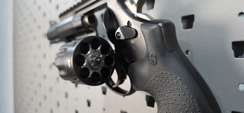 smith-wesson-mp-r8-357-magnum-8-shot-revolver-scandium-big-12