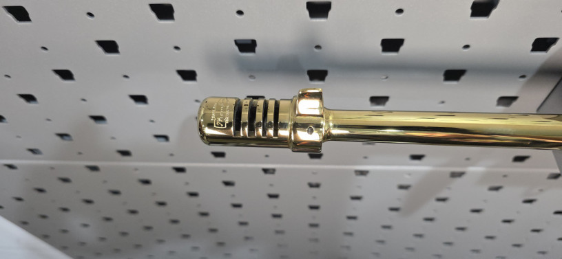 shiny-24k-gold-plated-auto-ordnance-m1927-a1-thompson-tommy-gun-45-acp-big-23