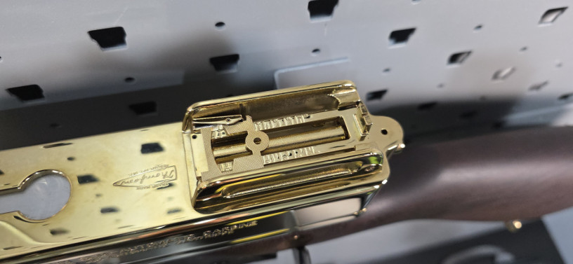 shiny-24k-gold-plated-auto-ordnance-m1927-a1-thompson-tommy-gun-45-acp-big-29