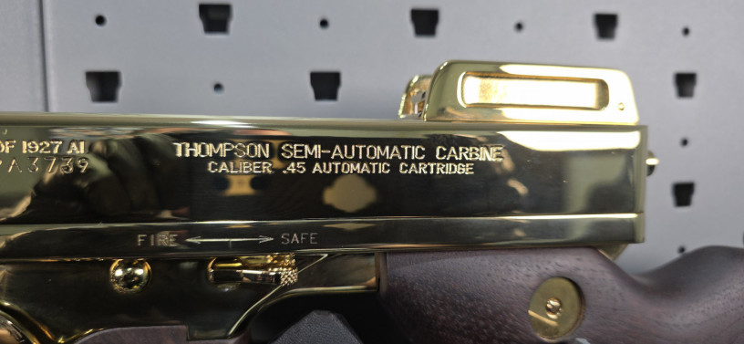 shiny-24k-gold-plated-auto-ordnance-m1927-a1-thompson-tommy-gun-45-acp-big-16