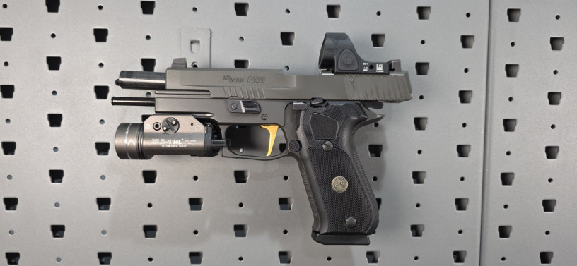 sig-sauer-p220-legion-10mm-w-trijicon-sro-rare-legion-tlr-1-hl-big-17