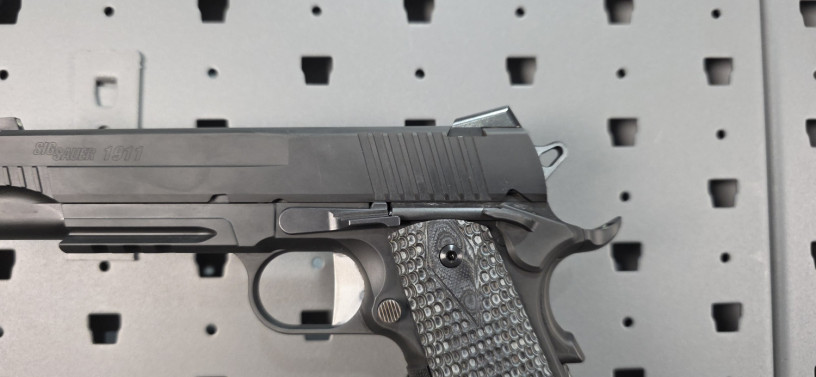 sig-sauer-1911-compd-45-acp-big-3