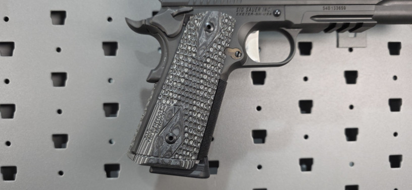 sig-sauer-1911-compd-45-acp-big-13