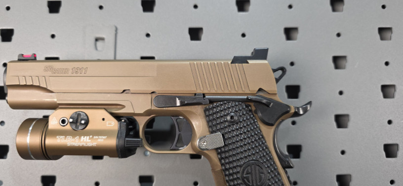 rare-sig-sauer-1911-emperor-scorpion-bronze-pvd-45-acp-big-3