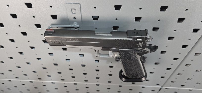 rare-sig-sauer-1911-max-michel-edition-45-acp-big-9