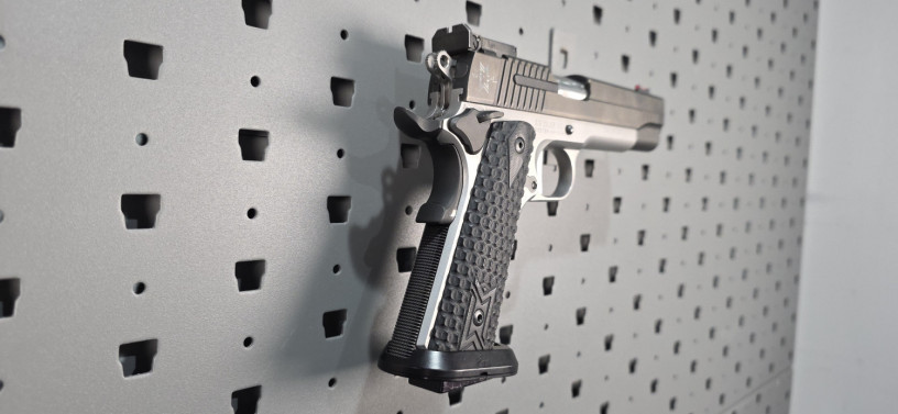 rare-sig-sauer-1911-max-michel-edition-45-acp-big-14