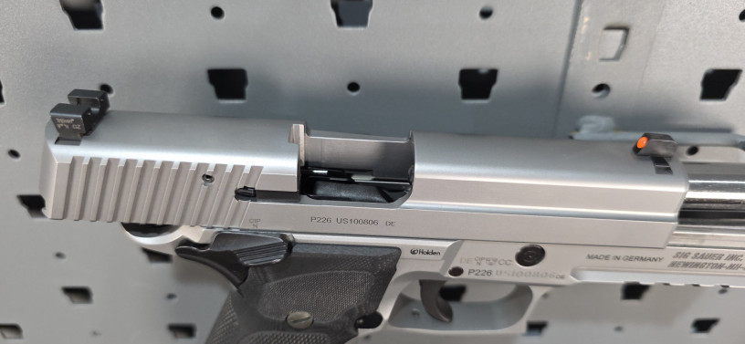 ultra-rare-sig-sauer-german-mastershop-p226-x-short-stainless-9mm-big-20