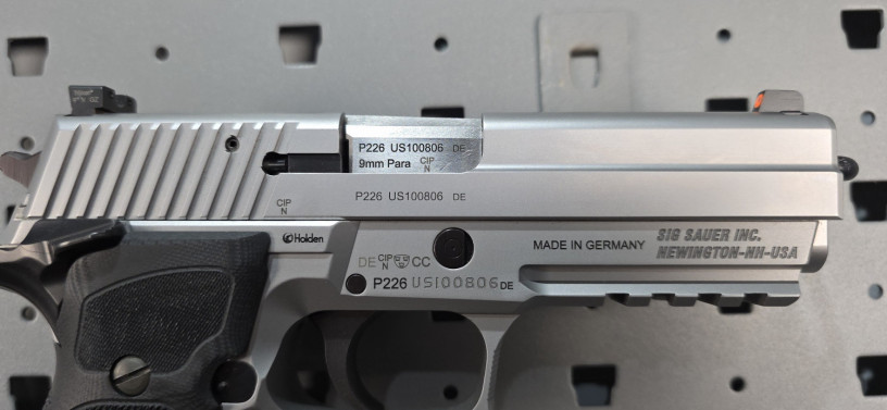 ultra-rare-sig-sauer-german-mastershop-p226-x-short-stainless-9mm-big-13