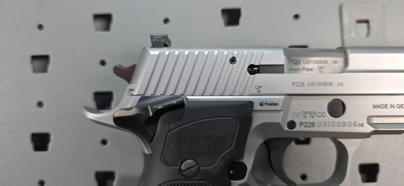 ultra-rare-sig-sauer-german-mastershop-p226-x-short-stainless-9mm-big-14