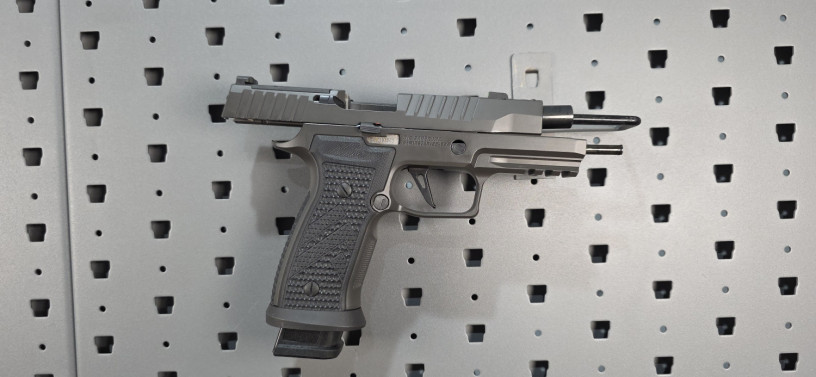 sig-sauer-p320-axg-legion-9mm-w-gas-pegal-big-17