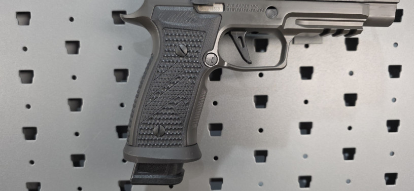 sig-sauer-p320-axg-legion-9mm-w-gas-pegal-big-13