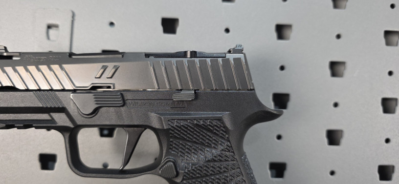 sig-sauer-p320-carry-zev-slide-barrel-wilson-combat-grip-9mm-big-3