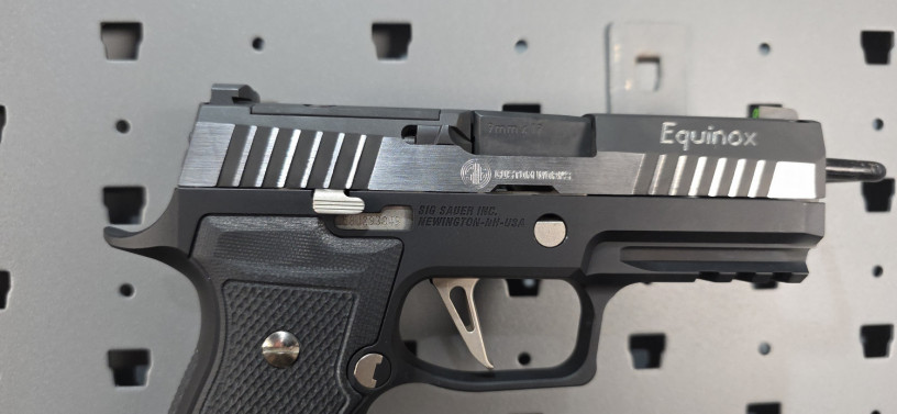 rare-sig-sauer-custom-works-p320-equinox-axg-9mm-big-12