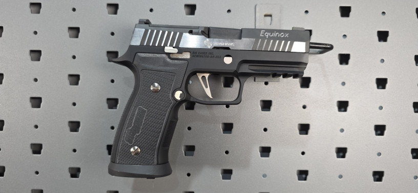 rare-sig-sauer-custom-works-p320-equinox-axg-9mm-big-10