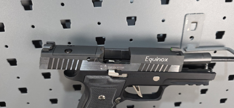 rare-sig-sauer-custom-works-p320-equinox-axg-9mm-big-18