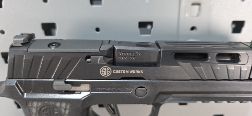 rare-sig-sauer-custom-works-p320-spectre-comp-blackout-9mm-big-17