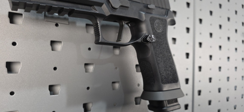 sig-sauer-p320-comp-max-michel-edition-9mm-big-7