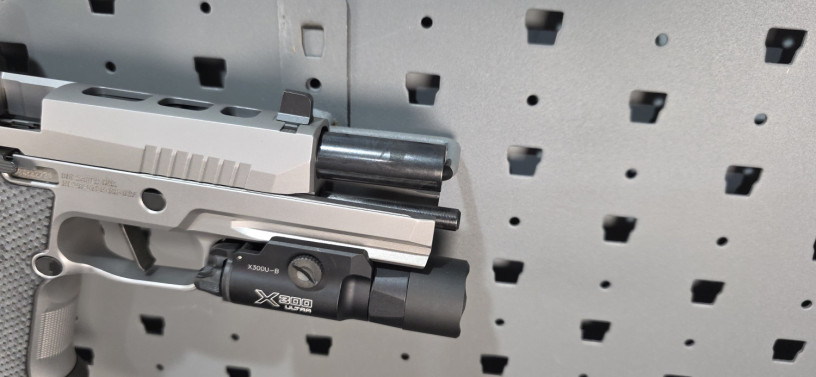 rare-sig-sauer-p320-x-five-sxg-w-trijicon-rcr-surefire-x300u-b-big-16