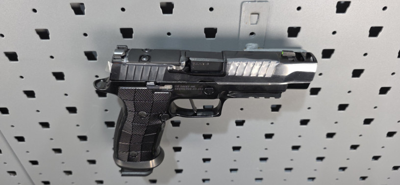 ultra-rare-sig-sauer-p320-sxg-reserve-9mm-unfired-big-14