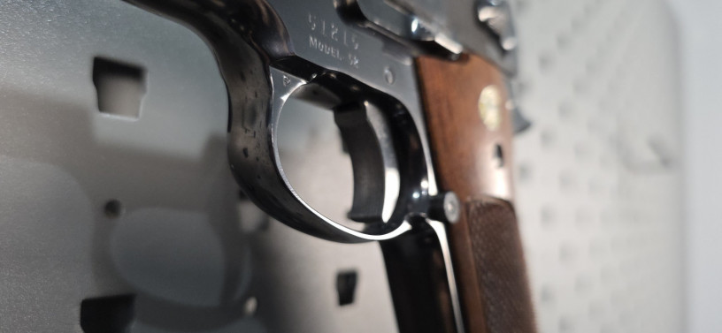 rare-smith-wesson-model-52-38-mid-range-wad-cutter-target-pistol-big-10