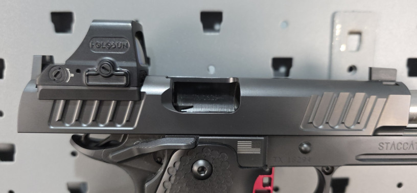 sti-staccato-p-2011-steel-frame-9mm-w-steel-cheely-grip-red-dirt-trigger-hsun-508t-big-18