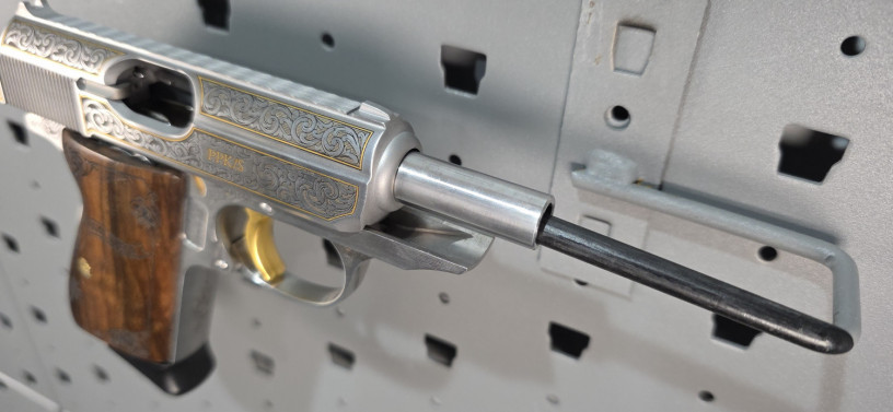 rare-walther-ppks-james-bond-engraved-380-acp-unfired-big-18