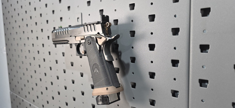 watchtower-apache-comp-2011-9mm-blackbronze-optic-ready-big-5