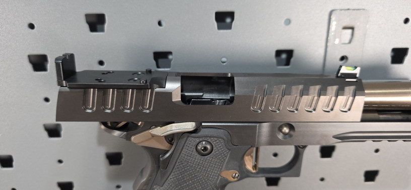 watchtower-apache-comp-2011-9mm-blackbronze-optic-ready-big-18