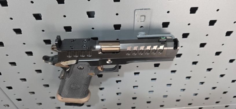 watchtower-apache-comp-2011-9mm-blackbronze-optic-ready-big-15